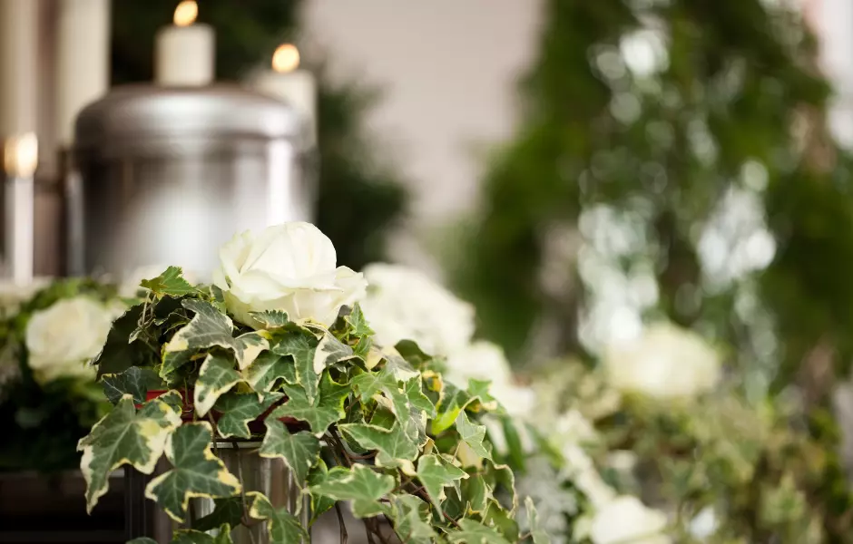 The typical cost of urns